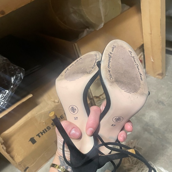 FEMME LA barely there lace up heels - Picture 11 of 11